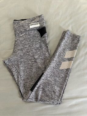 PINK Victoria's Secret Ultimate Yoga Leggings Marl Gray Chevron Mesh Small